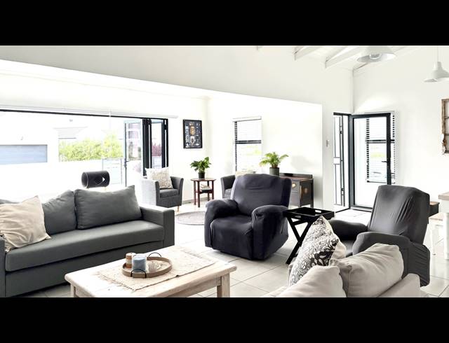 3 BEDROOM HOUSE FOR SALE IN ATLANTIC SANDS PRIVATE ESTATE